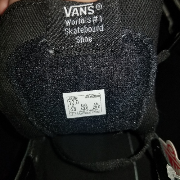 SOLD NWT Van's rainbow high tops - Picture 3 of 4